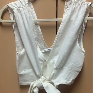 Linen cropped blouse